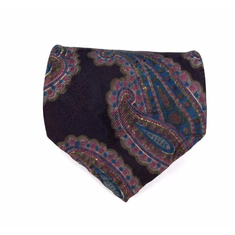 Aquascutum Tie 100% Silk Black Blue Purple Paisley Elegant Business Necktie 56"